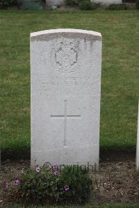 Les Baraques Military Cemetery Sangatte - Knight, Edwin
