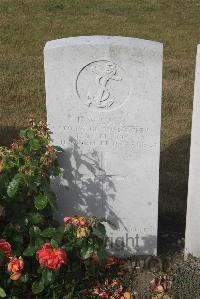 Les Baraques Military Cemetery Sangatte - Laws, Willaim