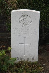 Les Baraques Military Cemetery Sangatte - Leaney, F G