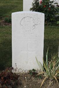 Les Baraques Military Cemetery Sangatte - Little, J