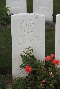 Les Baraques Military Cemetery Sangatte - Longfellow, Harry