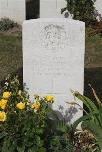 Les Baraques Military Cemetery Sangatte - Lunn, F
