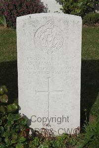 Les Baraques Military Cemetery Sangatte - Mansfield, Walter