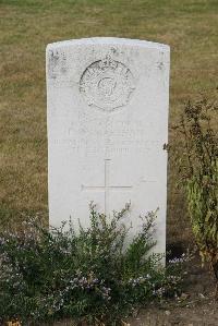 Les Baraques Military Cemetery Sangatte - Marshall, E W
