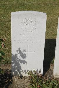 Les Baraques Military Cemetery Sangatte - May, E D
