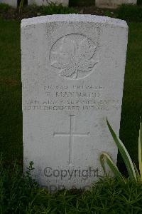Les Baraques Military Cemetery Sangatte - Maynard, Fredrick