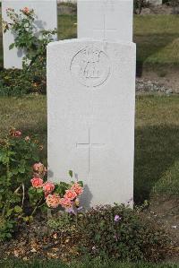 Les Baraques Military Cemetery Sangatte - McManus, John James