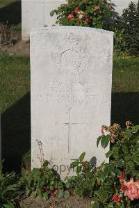 Les Baraques Military Cemetery Sangatte - Moore, F J