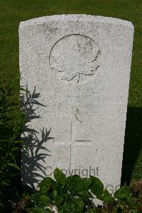 Les Baraques Military Cemetery Sangatte - Morgan, Walter Clayton