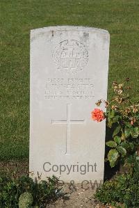 Les Baraques Military Cemetery Sangatte - Neaster, J H