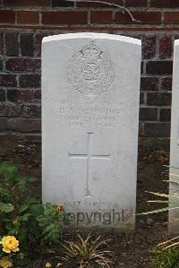 Les Baraques Military Cemetery Sangatte - Newling, Ernest Albert
