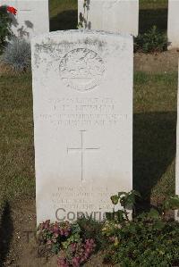 Les Baraques Military Cemetery Sangatte - Newman, John Henry