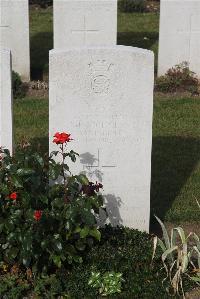 Les Baraques Military Cemetery Sangatte - Nicholas, R F