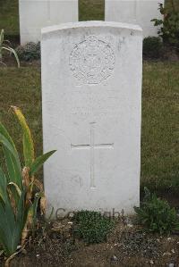 Les Baraques Military Cemetery Sangatte - Nisbett, C D