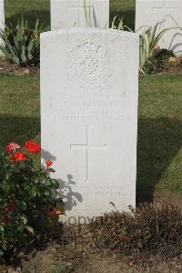Les Baraques Military Cemetery Sangatte - Oliver, James Alfred
