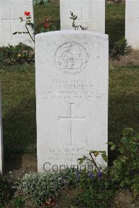Les Baraques Military Cemetery Sangatte - Osborne, Thomas Joseph