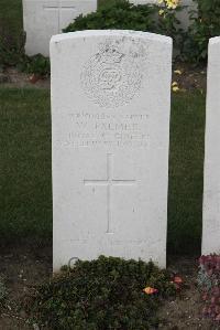Les Baraques Military Cemetery Sangatte - Palmer, W