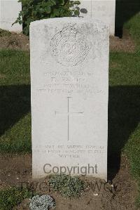 Les Baraques Military Cemetery Sangatte - Parry, E
