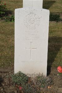 Les Baraques Military Cemetery Sangatte - Pick, John Henry