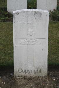 Les Baraques Military Cemetery Sangatte - Pountney, L A