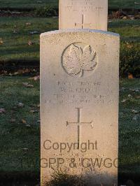 Bretteville Sur Laize Canadian War Cemetery - Croft, Wilfred Burton