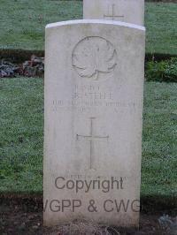 Bretteville Sur Laize Canadian War Cemetery - Steele, Ronald
