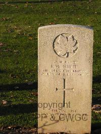 Bretteville Sur Laize Canadian War Cemetery - White, Raymond W.