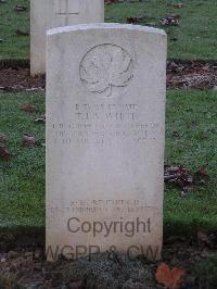 Bretteville Sur Laize Canadian War Cemetery - White, Thomas J. A.