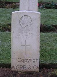 Bretteville Sur Laize Canadian War Cemetery - Wilkes, William R.