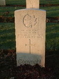 Bretteville Sur Laize Canadian War Cemetery - Willis, Sydney G.