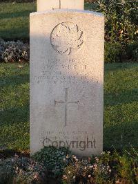 Bretteville Sur Laize Canadian War Cemetery - Wright, Wilbur Clark