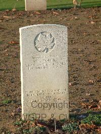 Bretteville Sur Laize Canadian War Cemetery - Young, Mervyn Herbert