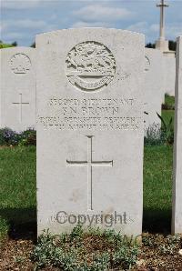 Longueval Road Cemetery - Brown, Stanley Newman