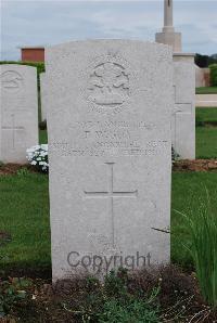 Longueval Road Cemetery - Guy, F W