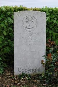 Longueval Road Cemetery - Harvey, Joseph