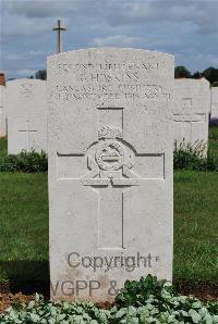 Longueval Road Cemetery - Hoskins, George