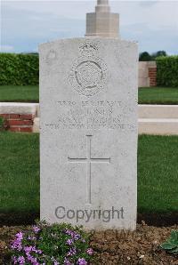 Longueval Road Cemetery - Jones, Percy Clarence