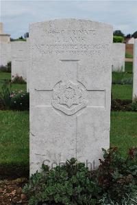 Longueval Road Cemetery - Lamb, J