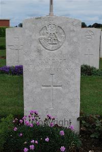 Longueval Road Cemetery - Peart, Joseph Arthur