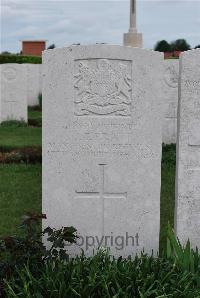 Longueval Road Cemetery - Pratt, John James