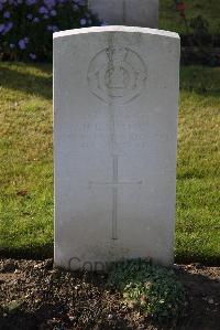 Louez Military Cemetery Duisans - Burton, H L