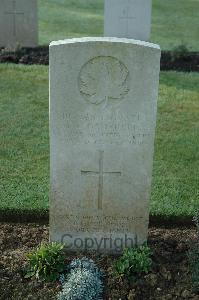 Louez Military Cemetery Duisans - Campbell, Thomas Edward