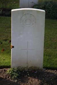 Louez Military Cemetery Duisans - Carey, L A