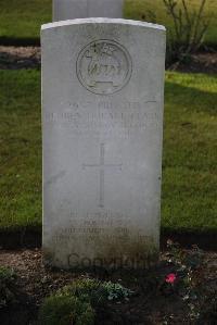 Louez Military Cemetery Duisans - Clark, Reuben Horace