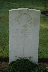 Louez Military Cemetery Duisans - Dornan, Benjamin