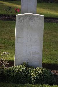 Louez Military Cemetery Duisans - French, Harold Stuart