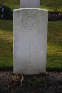 Louez Military Cemetery Duisans - Giddings, Wilfred Henry