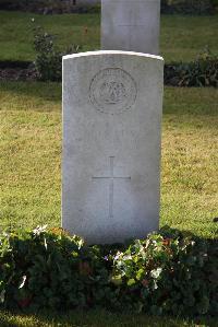 Louez Military Cemetery Duisans - Gillies, James