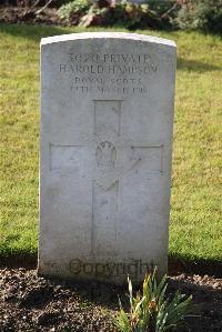 Louez Military Cemetery Duisans - Hampson, Harold