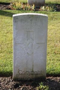 Louez Military Cemetery Duisans - Hume, Robert
